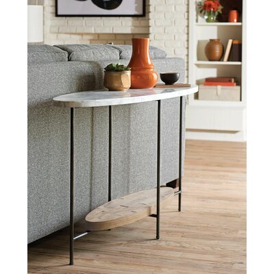 Latitude run deals console table